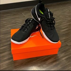 Nike volleyball shoes